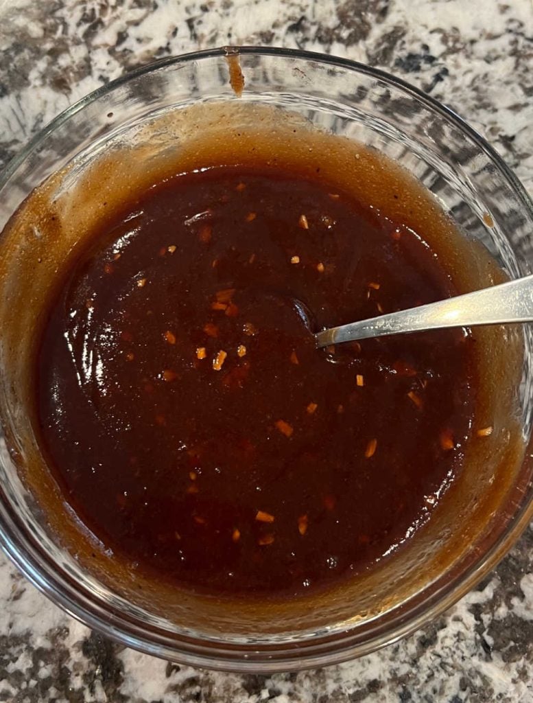 mix bbq sauce and brown sugar in small bowl.