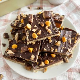 easy toffee bars with shortbread crust and Heath bars on plate.