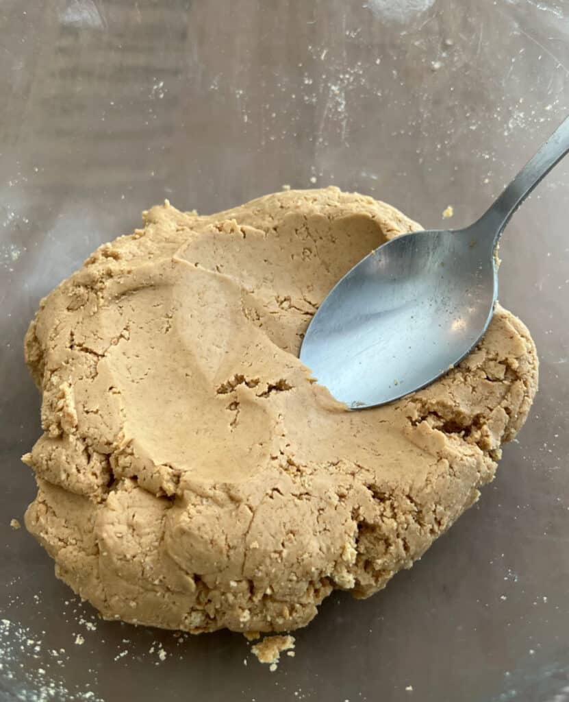 mix peanut butter mixture in mixing bowl.