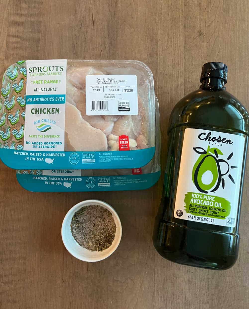 chicken breast cutlets, avocado oil, seasonings.