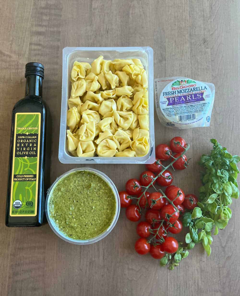 Tortellini Pasta Salad with Pesto - Meatloaf and Melodrama