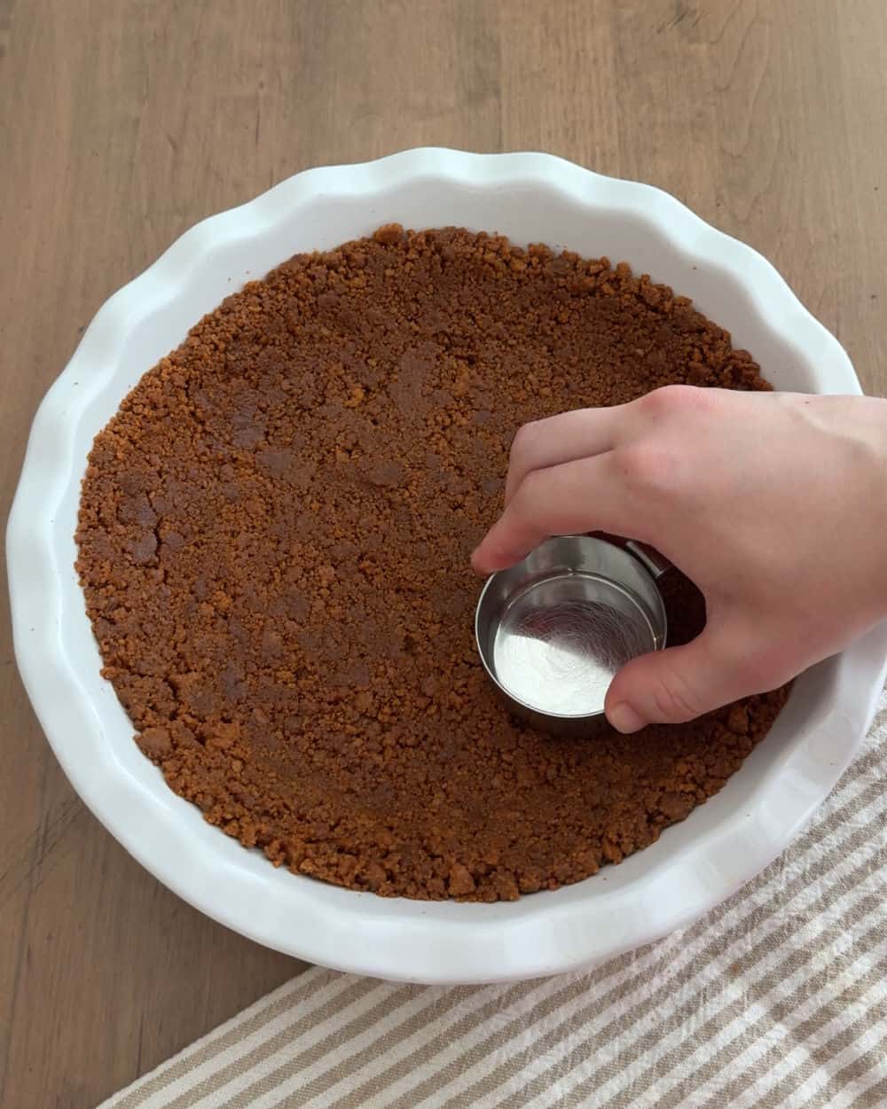 press crust in pie dish.