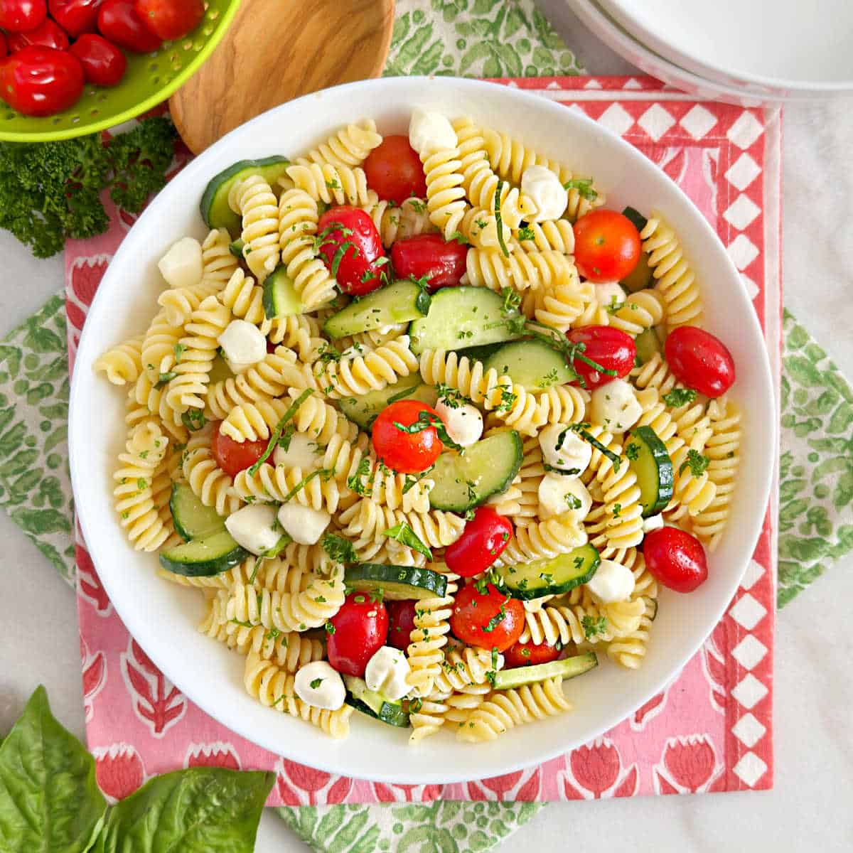 Easy Cucumber Tomato Pasta Salad