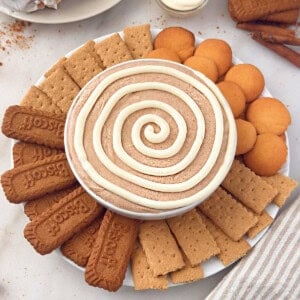 cinnamon roll dip recipe.