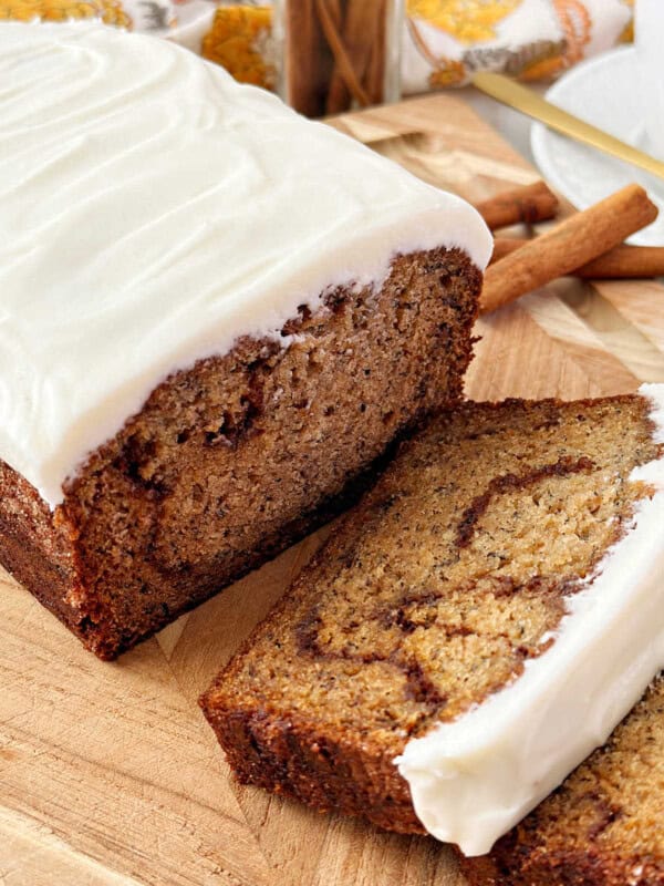 cinnamon roll banana bread recipe with cream cheese frosting.