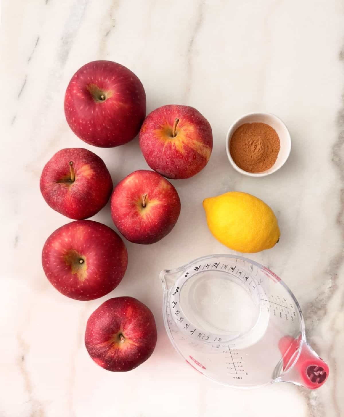 organic red apples, lemon, cinnamon, water.