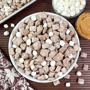 fluffernutter puppy chow recipe with marshmallow and peanut butter.