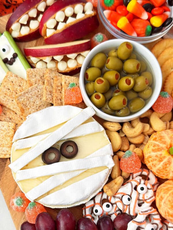 easy halloween recipes snack board