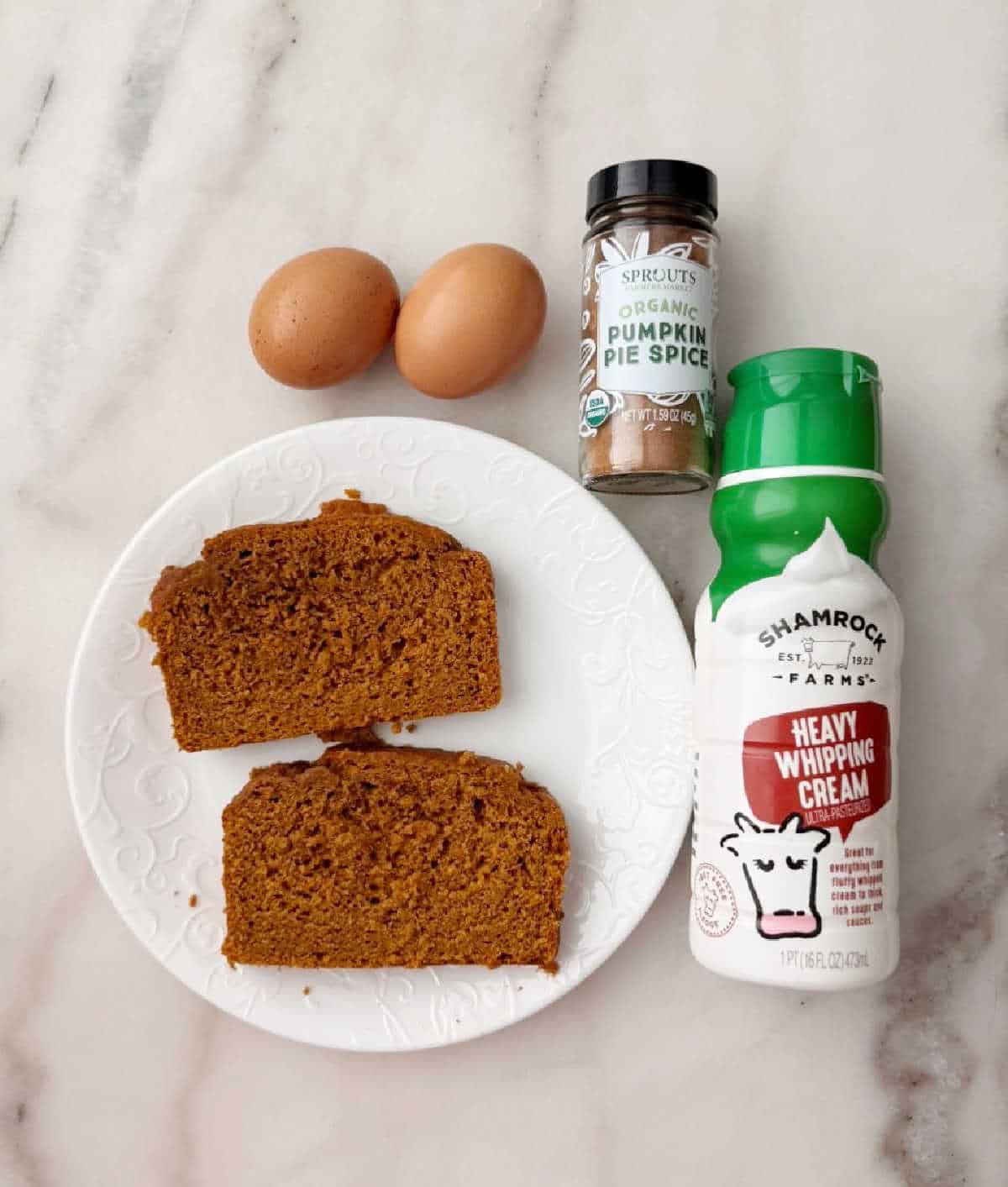 sliced pumpkin bread, heavy cream, eggs, pumpkin pie spice.