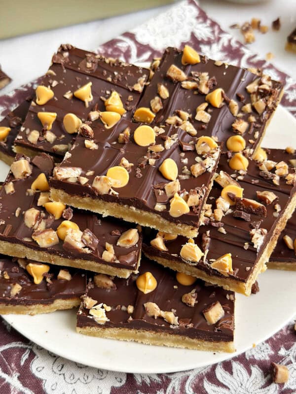toffee bars recipe on plate